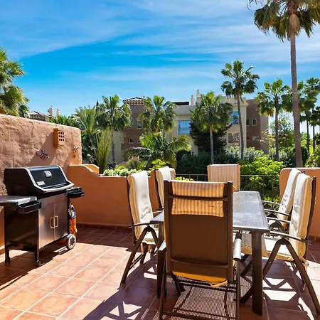 Beautifull Penthouse, Big Solarium With Seaview And Exotic Oasis Gardens Apartment