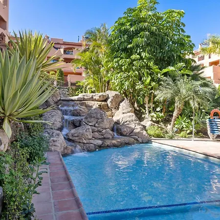 Beautifull Penthouse, Big Solarium With Seaview And Exotic Oasis Gardens Apartment Estepona