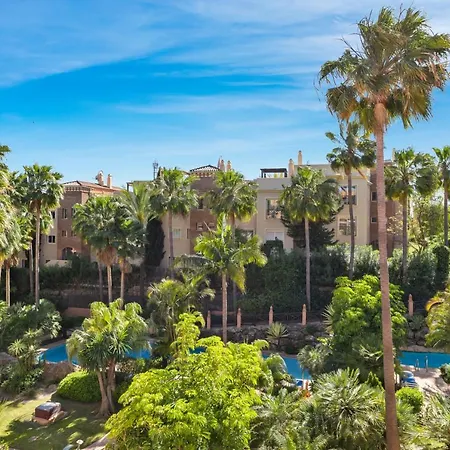 Beautifull Penthouse, Big Solarium With Seaview And Exotic Oasis Gardens Apartment