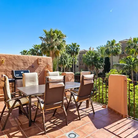 Beautifull Penthouse, Big Solarium With Seaview And Exotic Oasis Gardens Apartment