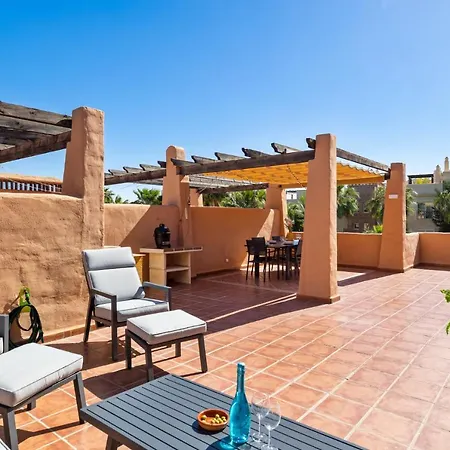 Beautifull Penthouse, Big Solarium With Seaview And Exotic Oasis Gardens Apartment