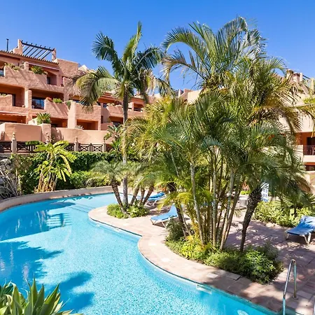 Beautifull Penthouse, Big Solarium With Seaview And Exotic Oasis Gardens Apartment Estepona