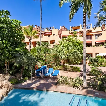 Beautifull Penthouse, Big Solarium With Seaview And Exotic Oasis Gardens *