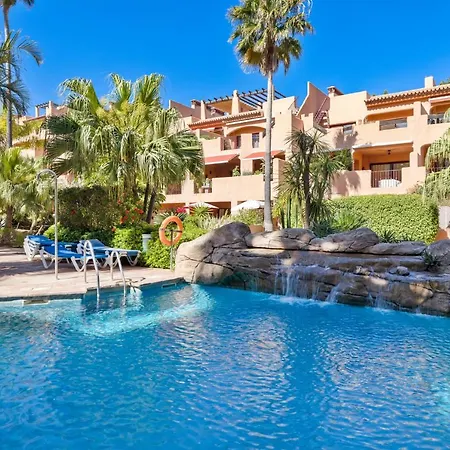 Beautifull Penthouse, Big Solarium With Seaview And Exotic Oasis Gardens Apartment *